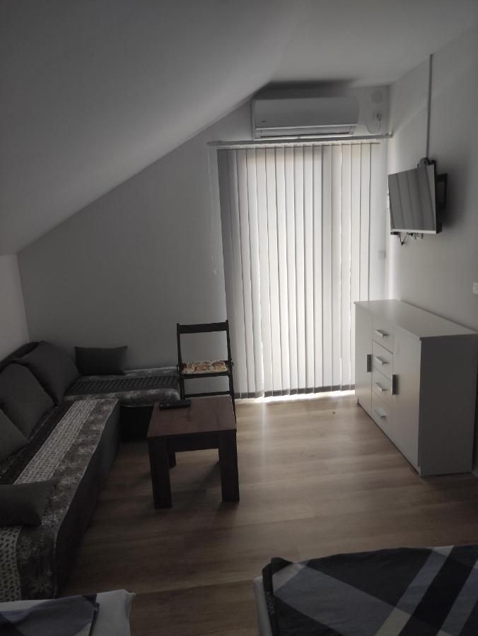 Apartments Markovi Konaci เทรบินเย ภายนอก รูปภาพ